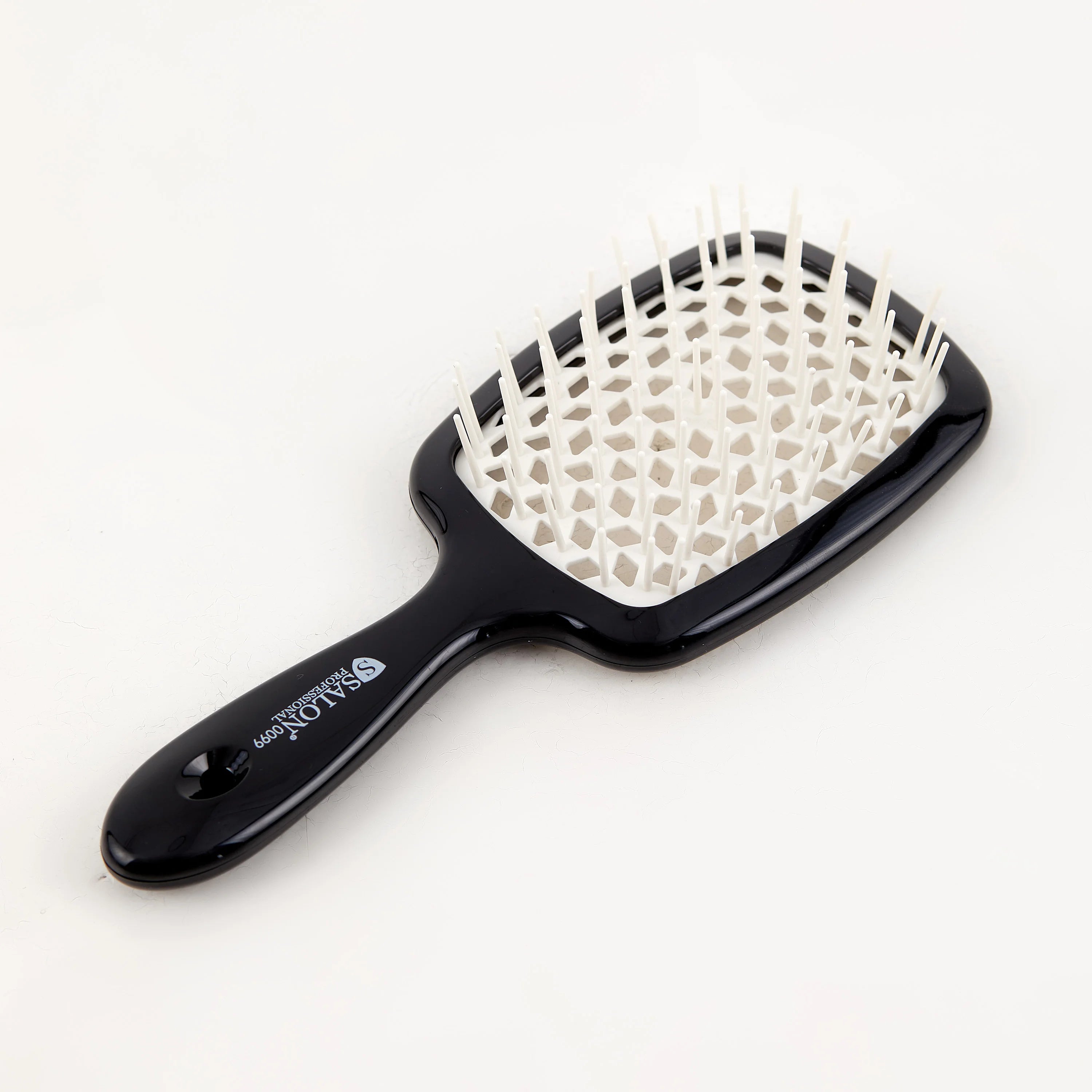 Detangling Paddle Brush – Gentle Care for Wigs & Hair